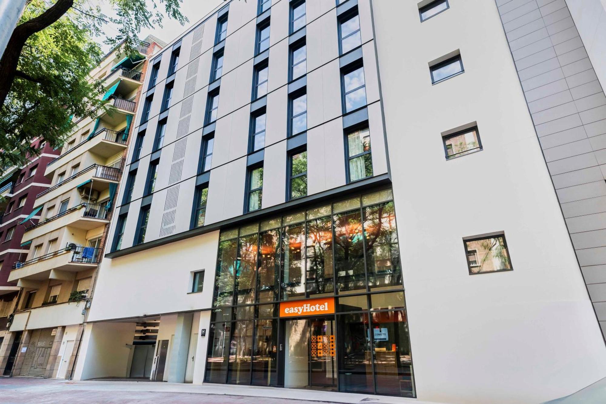 Easyhotel Barcelona La Sagrera — Fotos 1